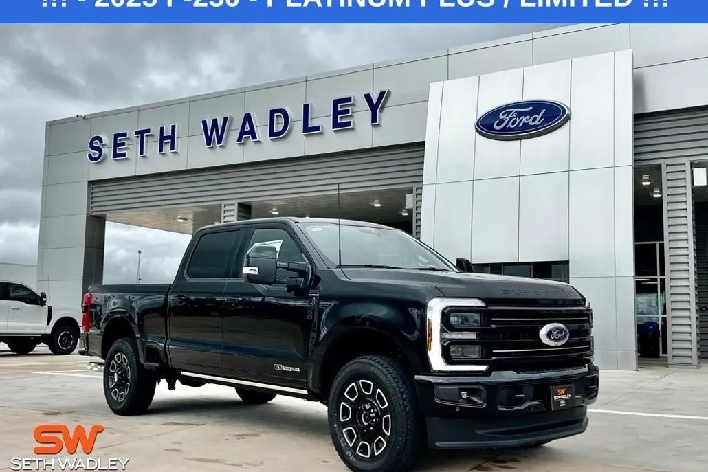 2025 Ford F-250 photo 1