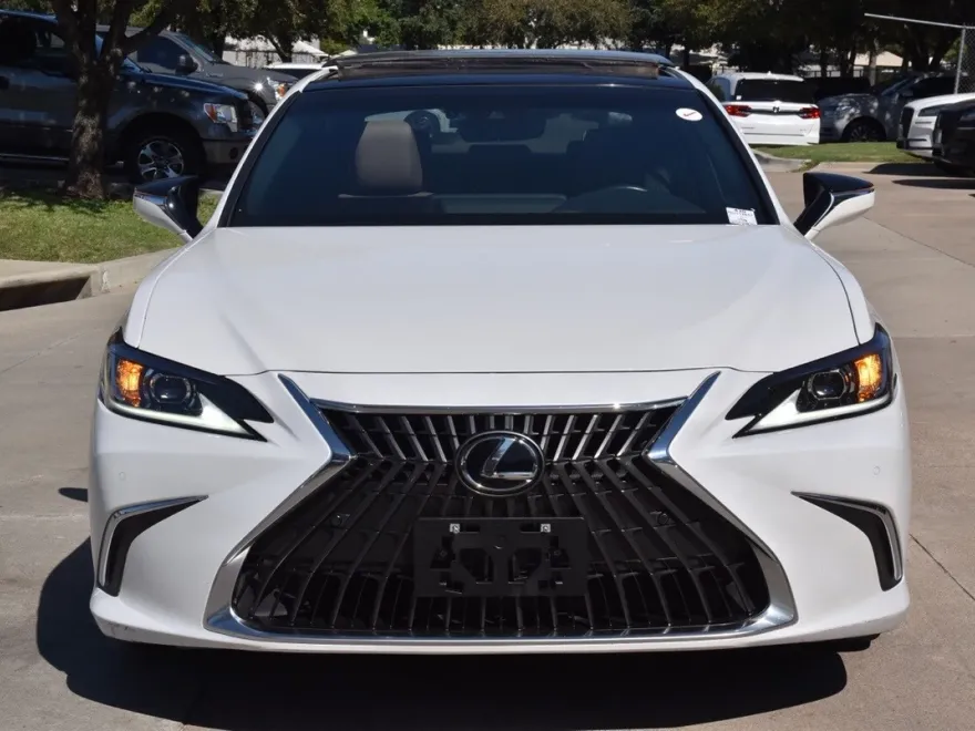 2022 Lexus ES 350 photo 1