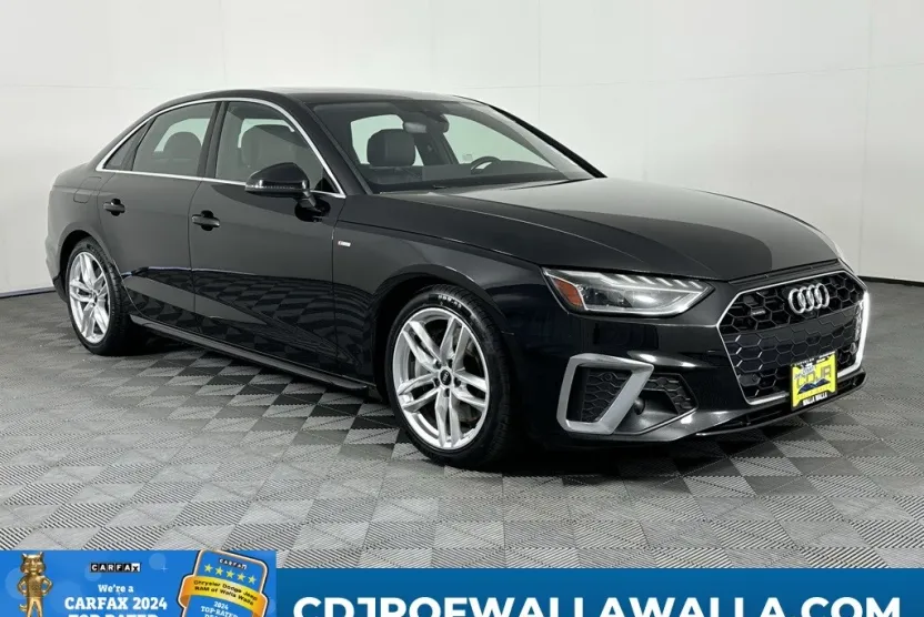 2023 Audi A4 S line Quattro Premium Plus photo 1