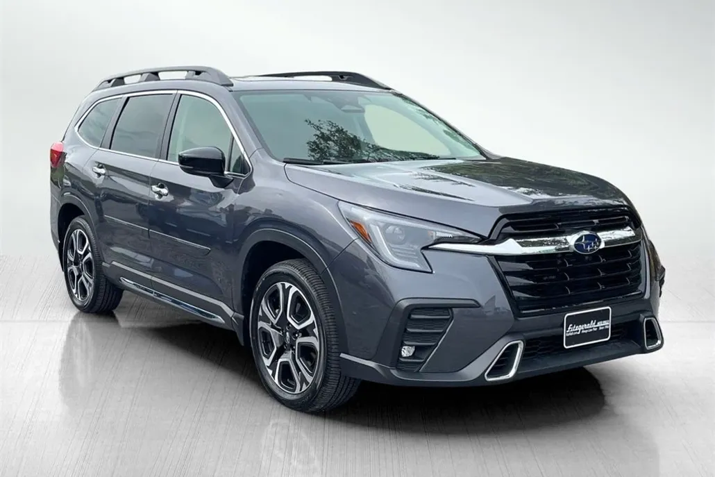 2024 Subaru Ascent Touring photo 1