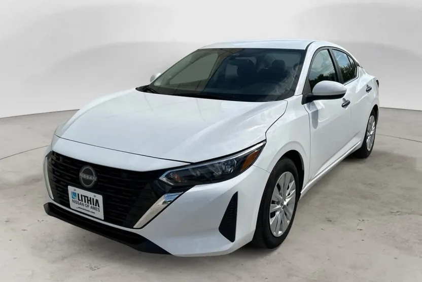 2024 Nissan Sentra S photo 1