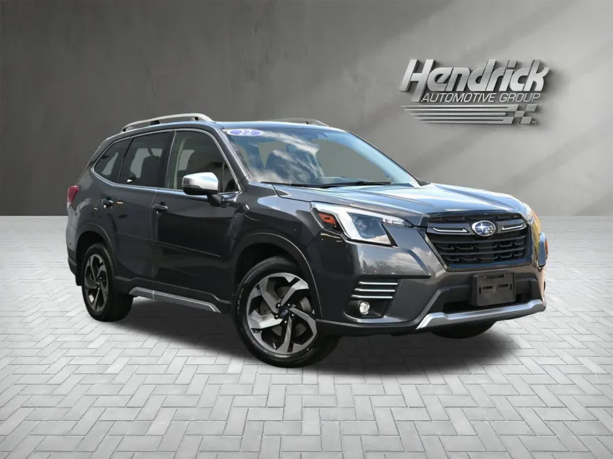 2022 Subaru Forester Touring photo 1