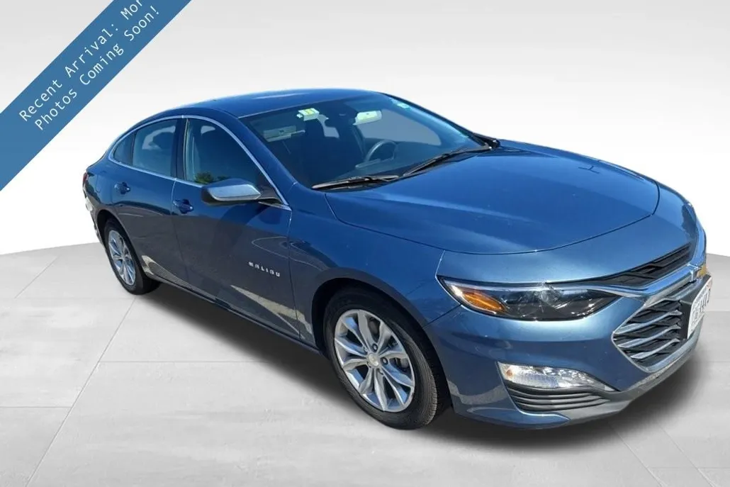 2024 Chevrolet Malibu 1LT photo 1