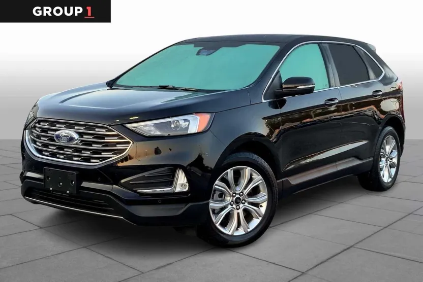 2023 Ford Edge Titanium photo 1