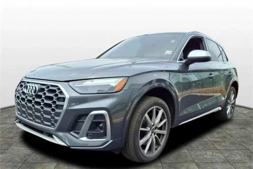 2023 Audi SQ5 Premium Plus photo 1