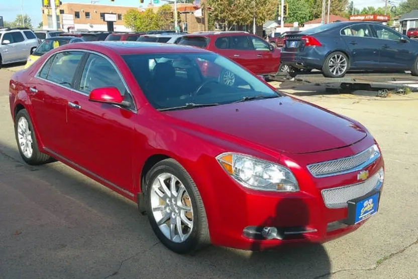 2012 Chevrolet Malibu LTZ photo 1