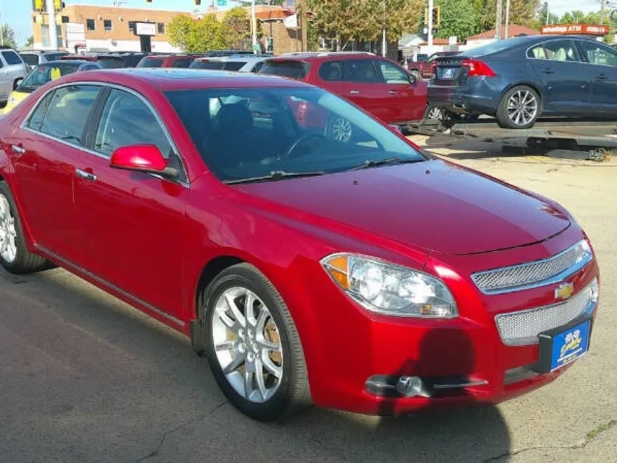 2012 Chevrolet Malibu LTZ photo 1