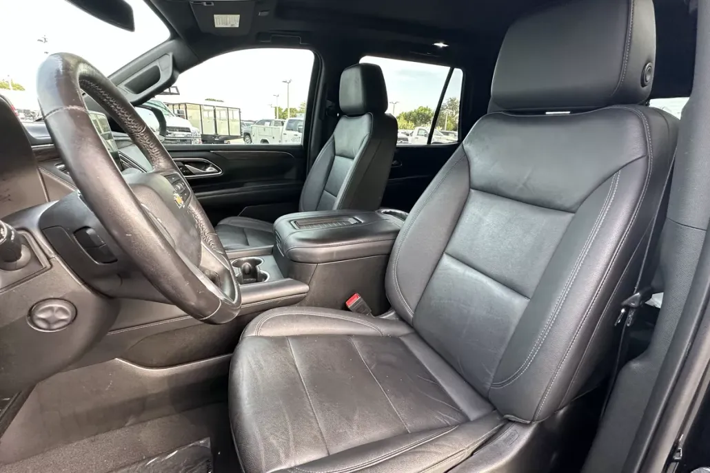 2022 Chevrolet Tahoe LT photo 1