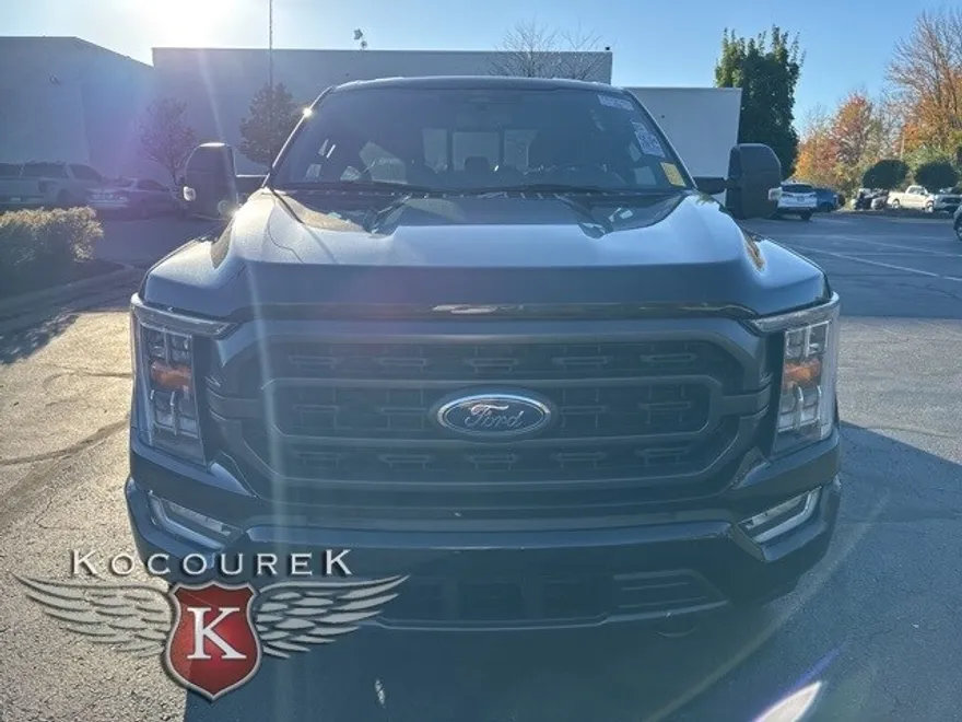 2022 Ford F-150 XLT photo 1