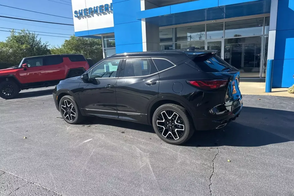 2024 Chevrolet Blazer RS photo 1