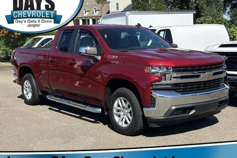 2019 Chevrolet Silverado 1500 LT photo 1