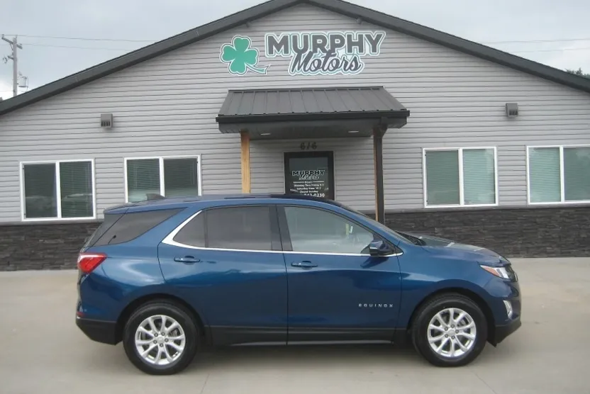 2019 Chevrolet Equinox LT photo 1