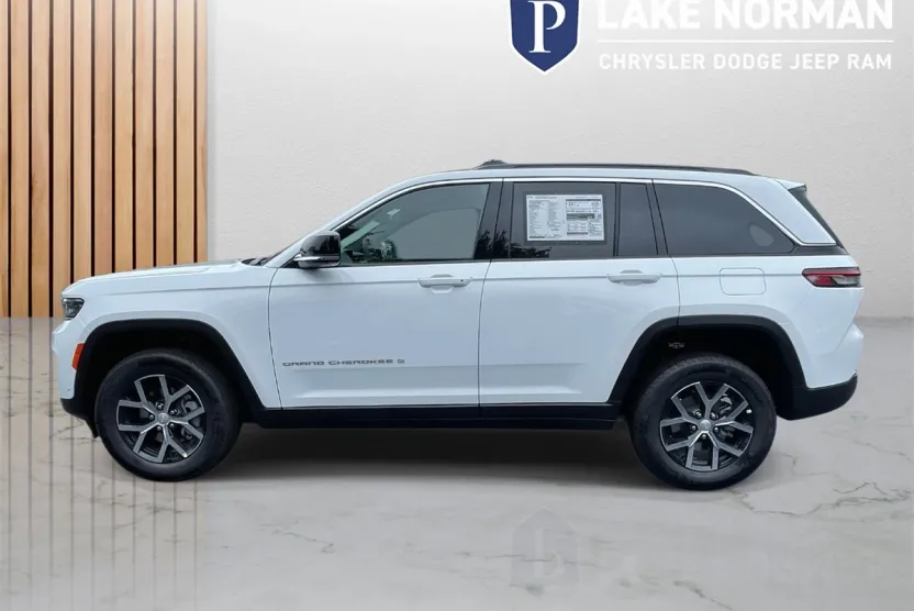 2025 Jeep Grand Cherokee Limited photo 1