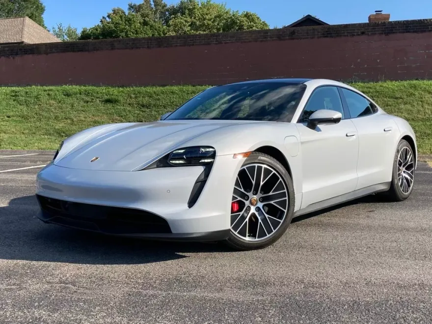 2021 Porsche Taycan 4S photo 1