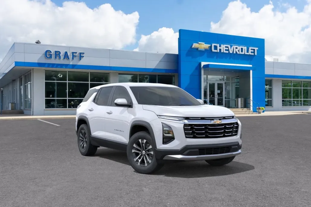 2026 Chevrolet Equinox LT photo 1