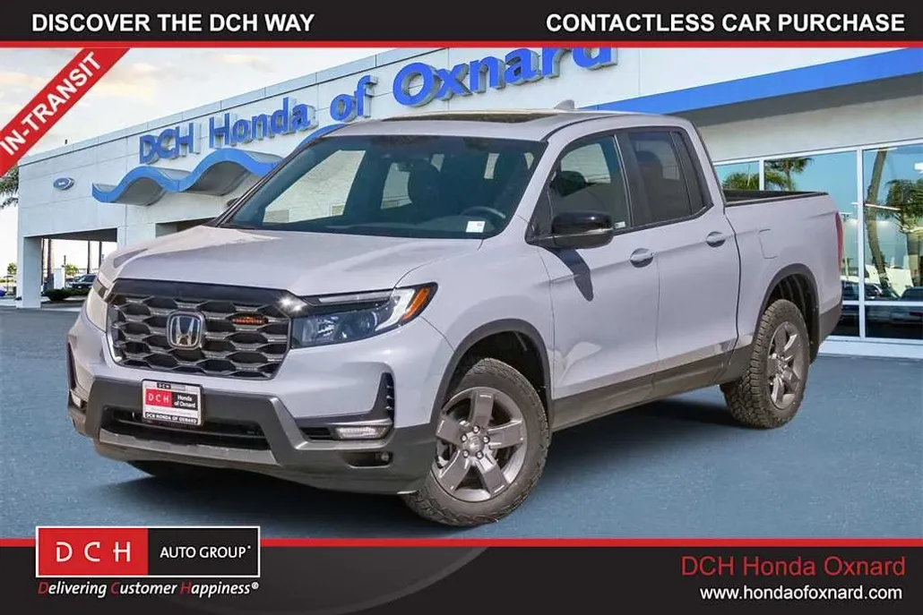 2025 Honda Ridgeline TrailSport photo 1