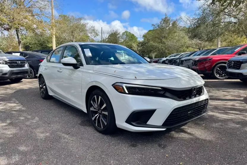 2024 Honda Civic EX-L photo 1