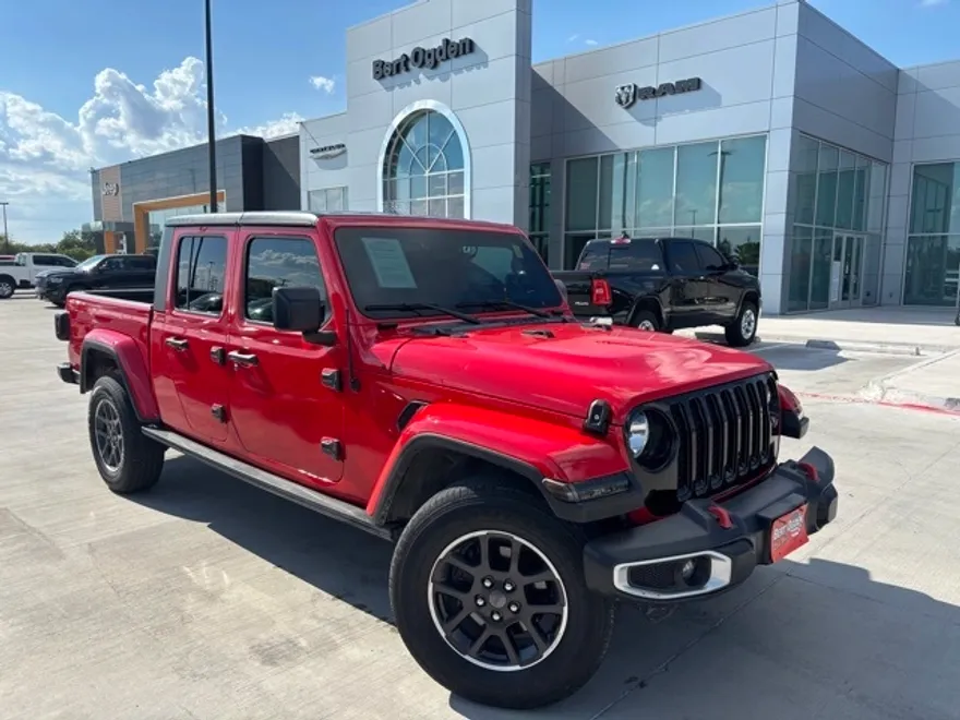 2023 Jeep Gladiator Overland photo 1