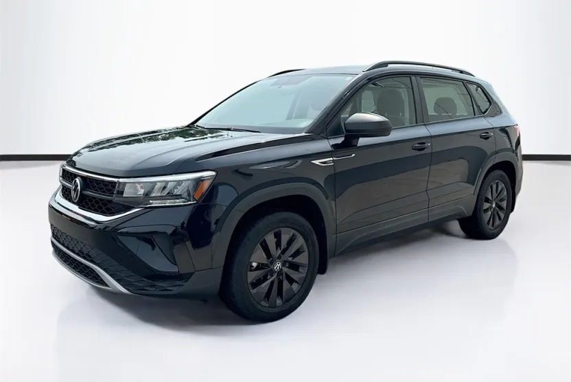 2022 Volkswagen Taos S photo 1