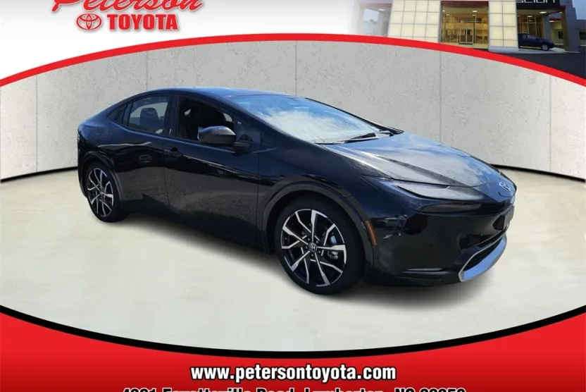 2026 Toyota Prius Plug-in Hybrid XSE photo 1