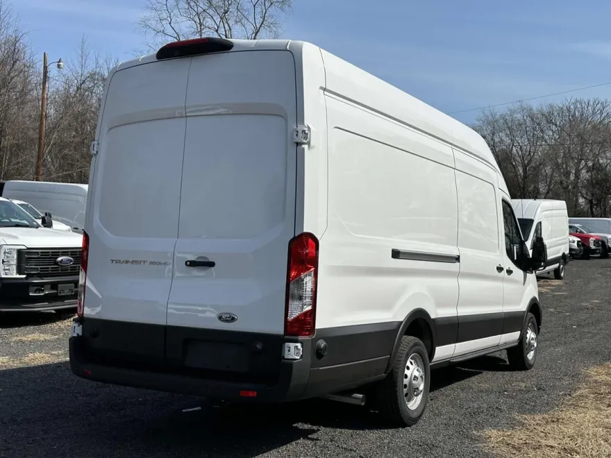 2024 Ford Transit photo 2