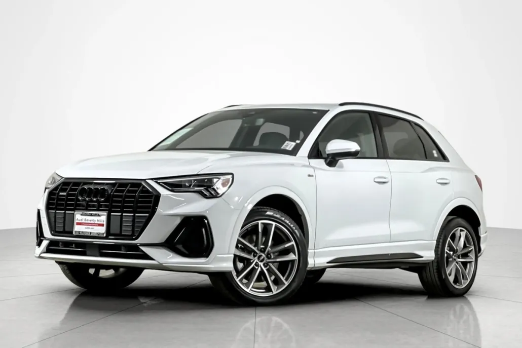 2025 Audi Q3 S line Premium 45 TFSI photo 1