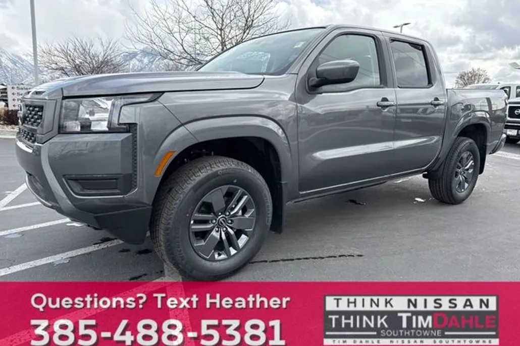 2025 Nissan Frontier SV photo 1