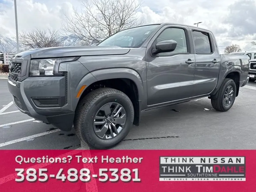 2025 Nissan Frontier SV photo 1