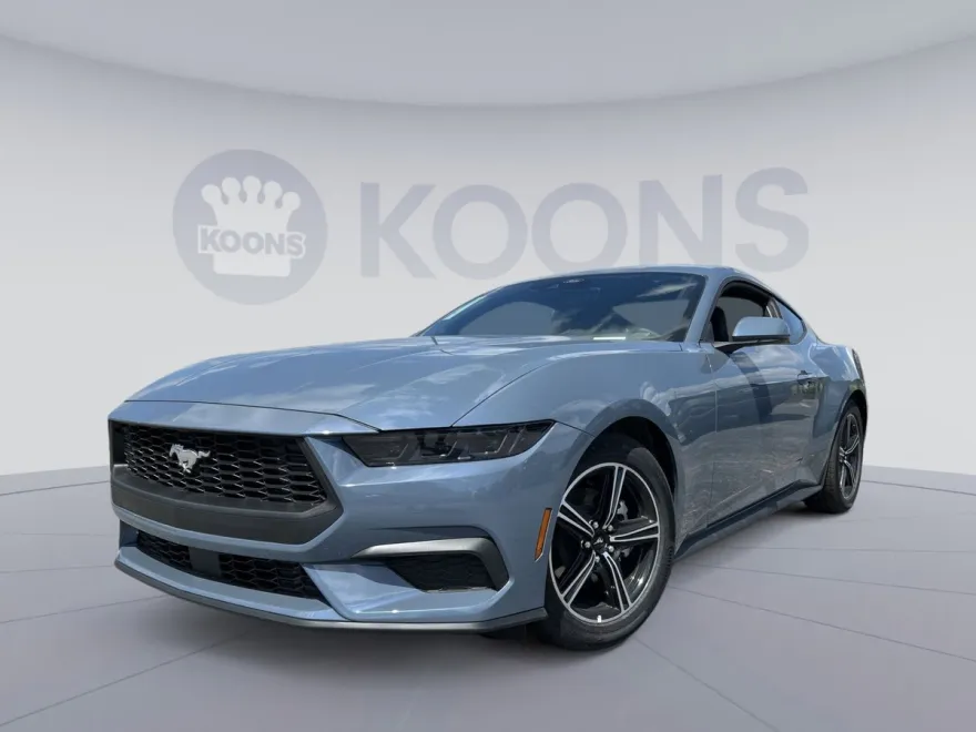 2025 Ford Mustang EcoBoost photo 1