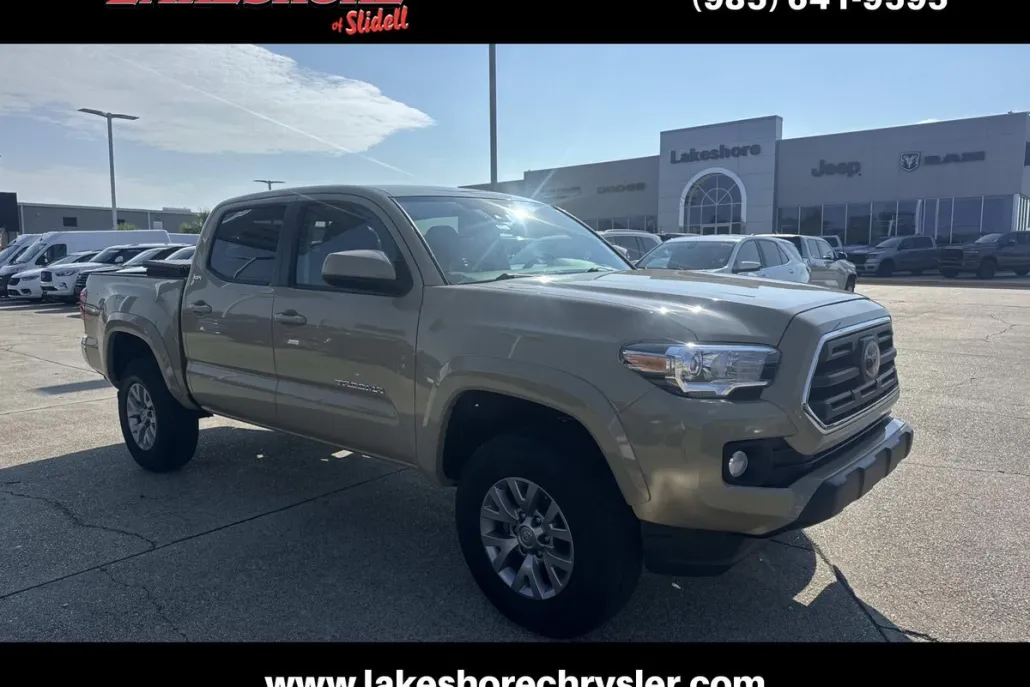 2018 Toyota Tacoma SR5 photo 1