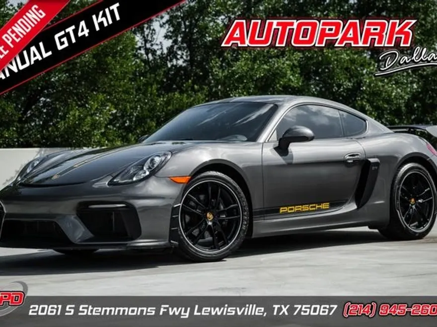 2016 Porsche Cayman GT4 photo 1
