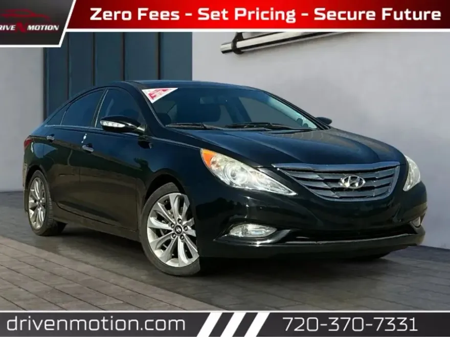 2013 Hyundai Sonata Limited photo 1