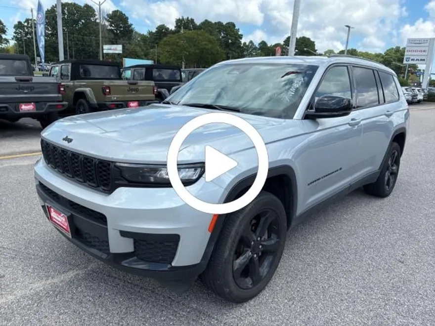 2023 Jeep Grand Cherokee Altitude photo 1