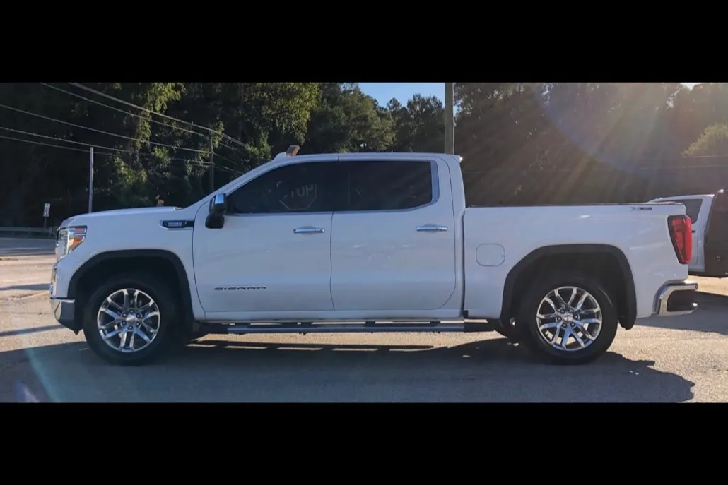 2021 Gmc Sierra 1500 SLT photo 1