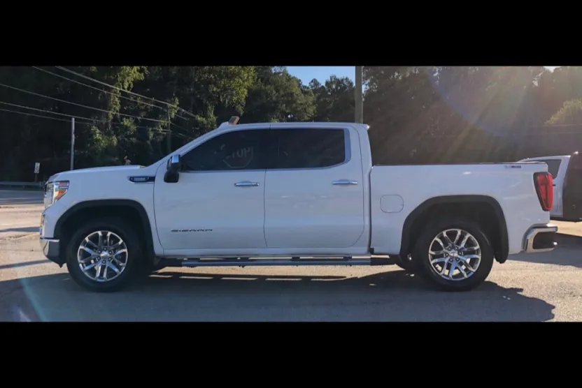 2021 Gmc Sierra 1500 SLT photo 1