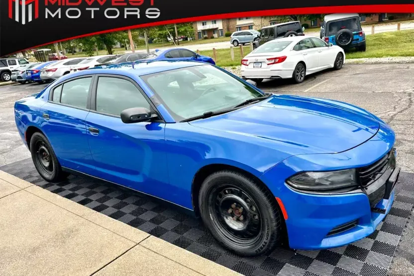 2017 Dodge Charger AWD photo 1