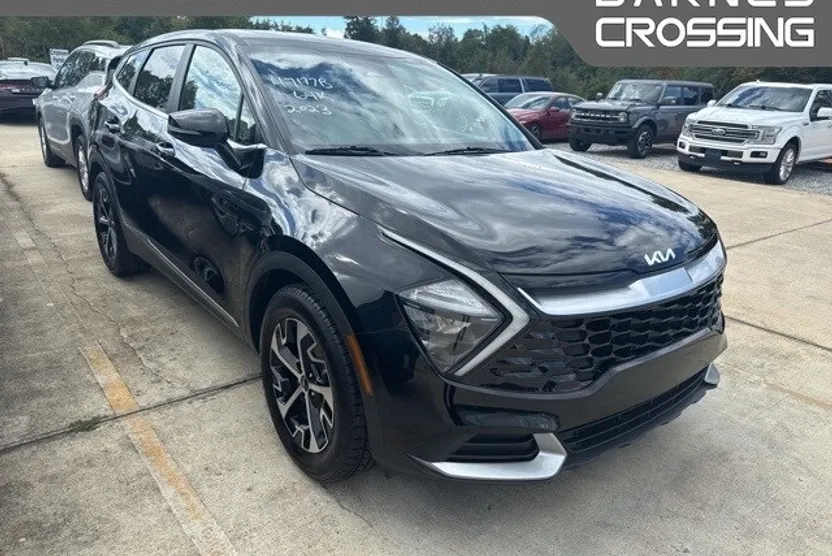 2023 Kia Sportage EX photo 1