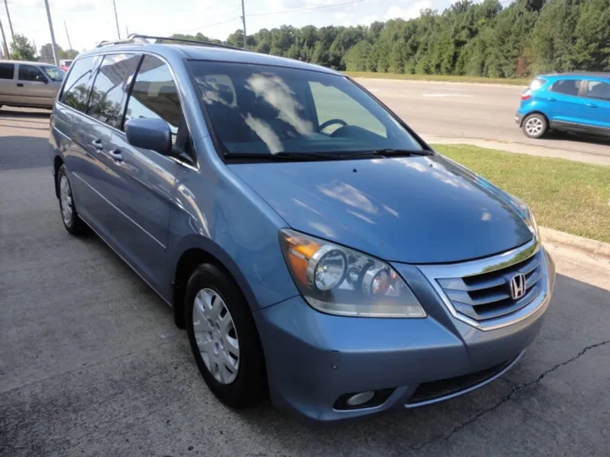 2008 Honda Odyssey Touring photo 1