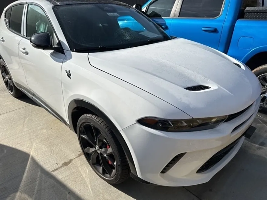 2024 Dodge Hornet R/T Plus photo 1