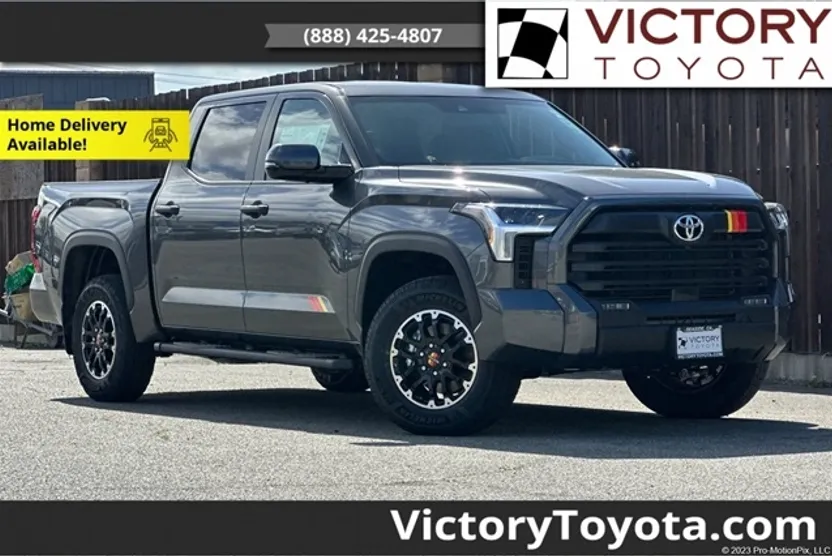 2025 Toyota Tundra SR5 CrewMax photo 1
