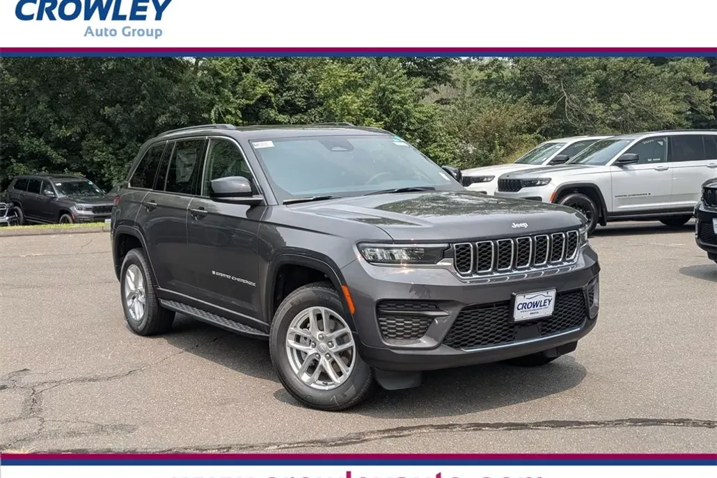 2025 Jeep Grand Cherokee Laredo X photo 1
