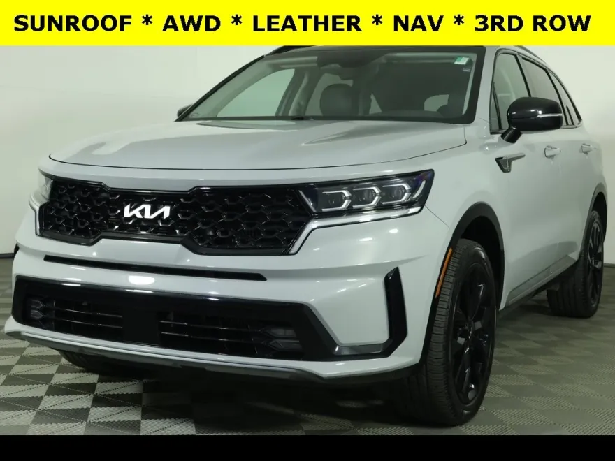 2022 Kia Sorento SX photo 1