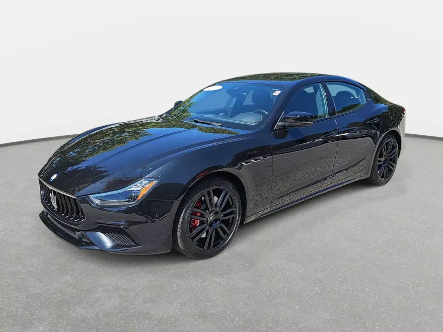 2022 Maserati Ghibli Modena Q4 photo 1