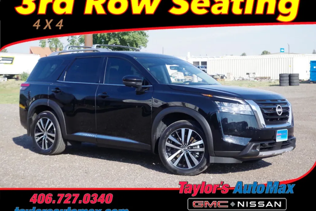 2024 Nissan Pathfinder Platinum photo 1