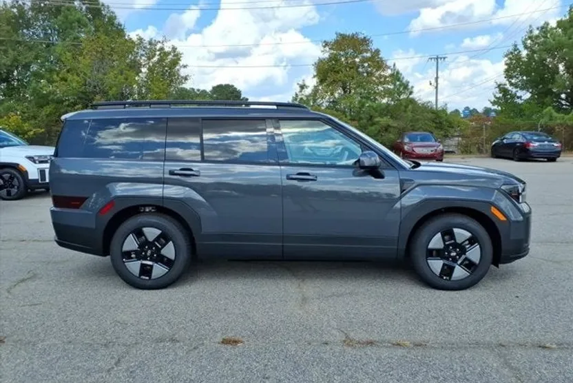 2026 Hyundai Santa Fe SEL photo 1