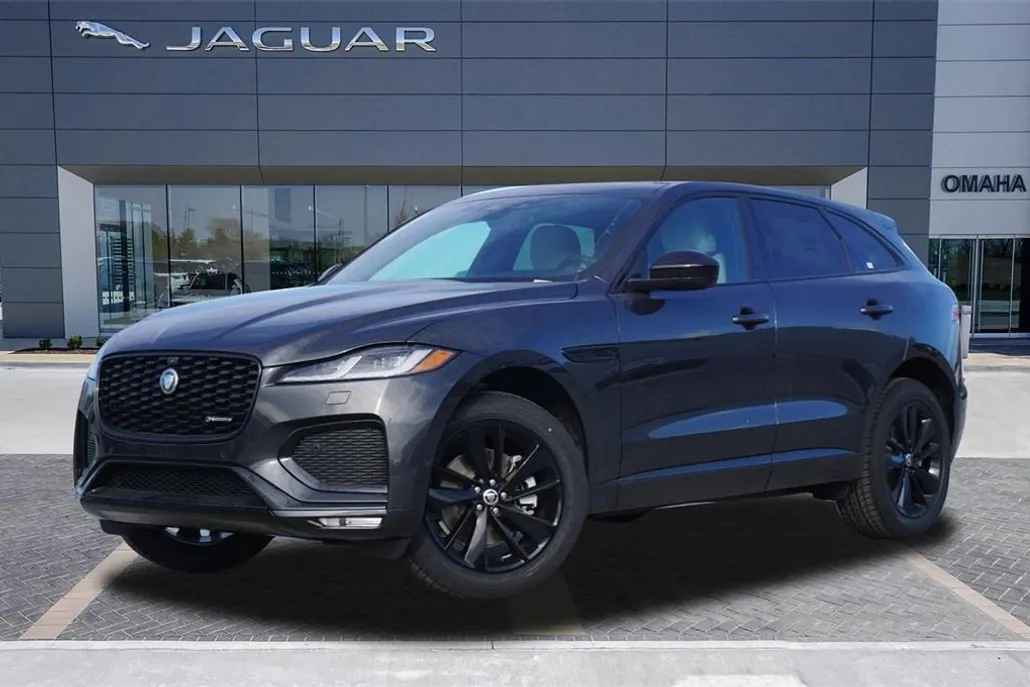 2025 Jaguar F-PACE R-Dynamic S photo 1