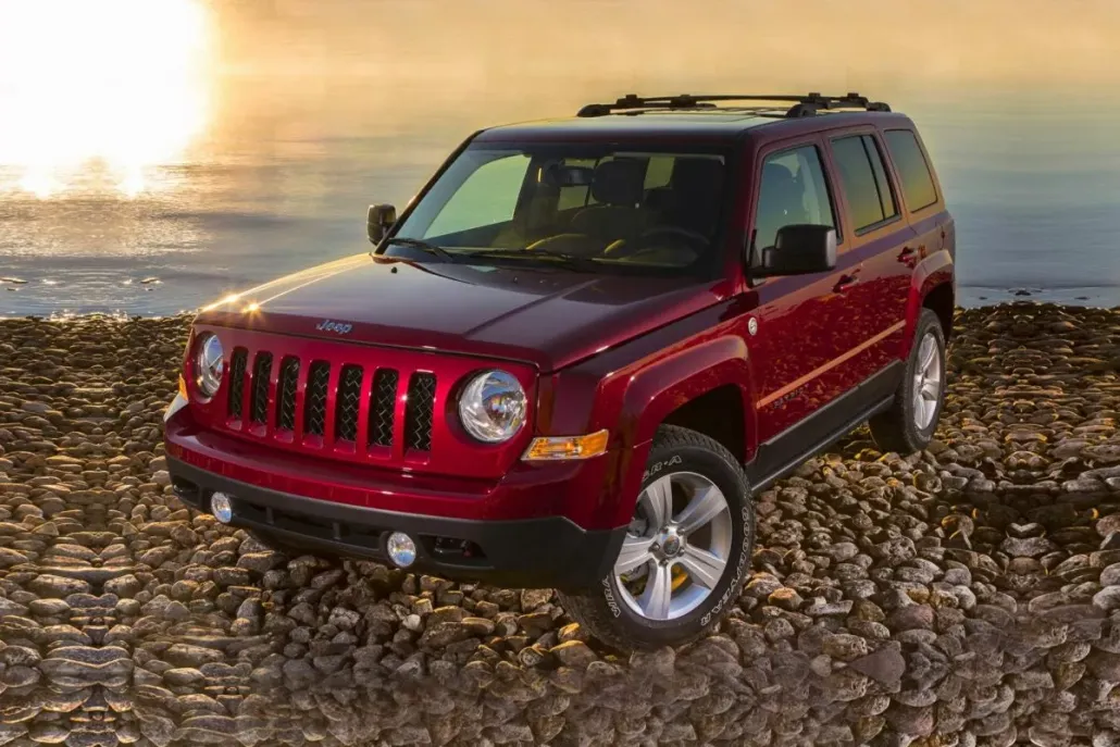 2016 Jeep Patriot Latitude photo 1