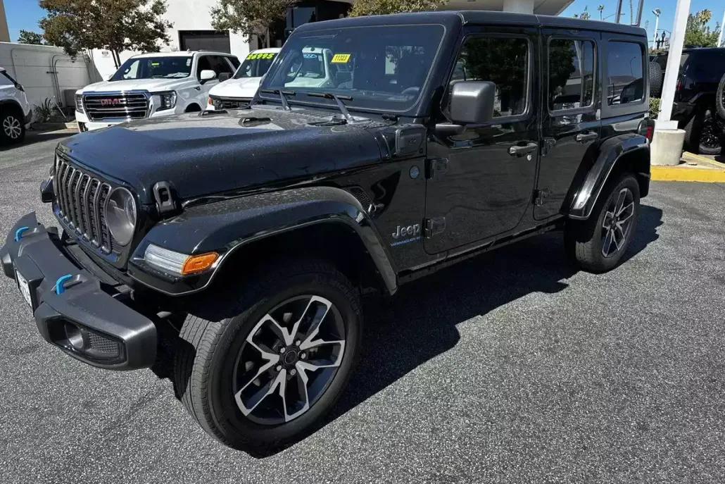 2024 Jeep Wrangler 4xe Sport S photo 1