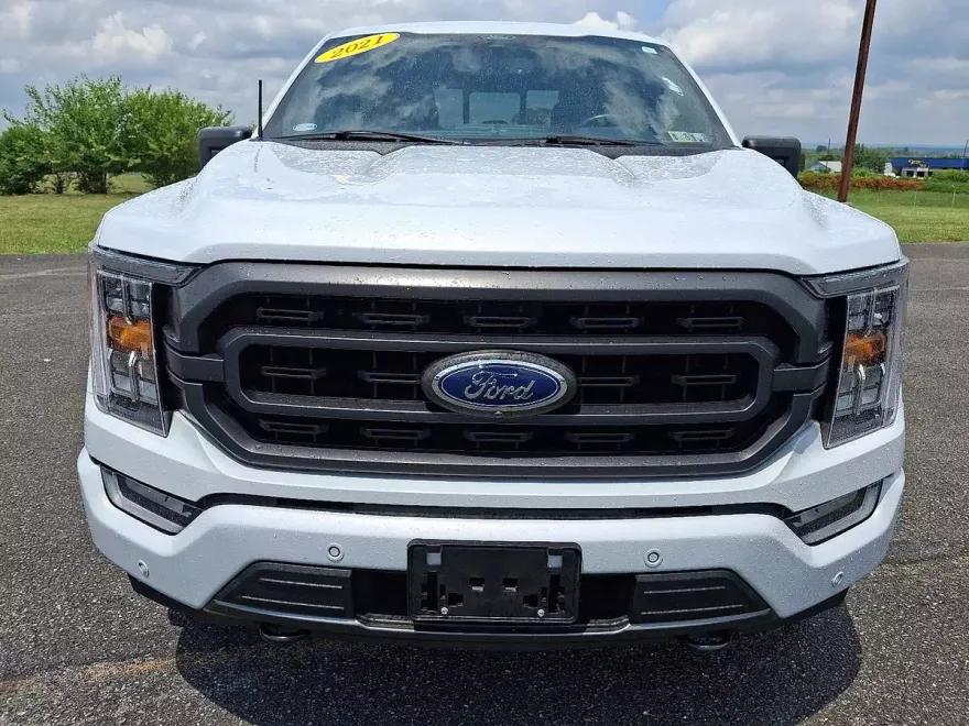 2021 Ford F-150 XLT photo 1