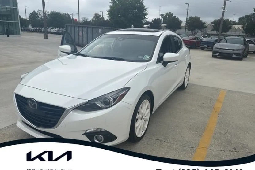 2016 Mazda Mazda3 s Grand Touring photo 1